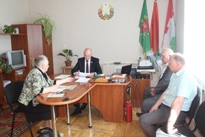 17 чэрвеня ў Радзюкоўскім сельвыканкаме Уладзімір Мацвееў правёў «прамую лінію» і прыём грамадзян