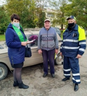 У Шаркаўшчыне правялі прафілактычную акцыю з пажылымі ўдзельнікамі дарожнага руху