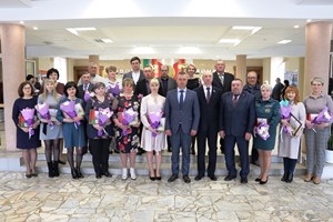 29 красавіка ў Шаркаўшчынскім райвыканкаме адбылося ўрачыстае адкрыццё дошкі гонару па выніках працы за 2021 год