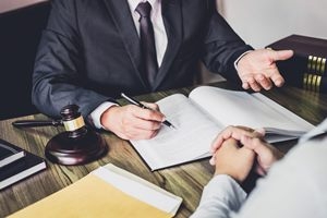 1 ліпеня натарыусы правядуць для грамадзян бясплатную кансультацыю, прымеркаваную да Дня Незалежнасці Рэспублікі Беларусь