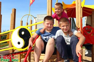 У Шаркаўшчыне ўстанавілі яшчэ адну гульнёвую пляцоўку для дзяцей