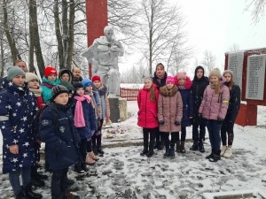 У Ёдах ушанавалі памяць жыхароў спаленых фашыстамі вёсак