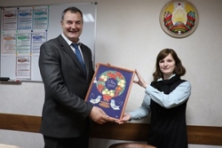 Новогодний подарок детям от коллектива Шарковщинского РГС