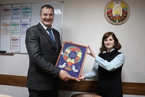 Навагодні падарунак дзецям ад калектыву Шаркаўшчынскага РГС