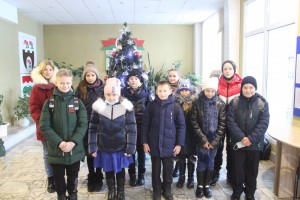 Шаркаўшчынскія школьнікі адправіліся на дабрачынную навагоднюю ёлку ў Віцебск