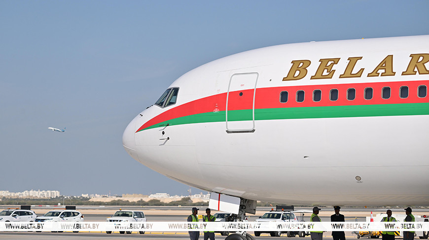 Лукашенко направился с официальным визитом в Алжир