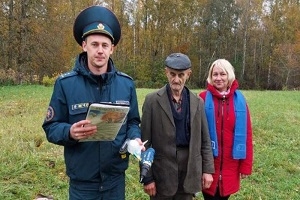 Акция «За безопасность вместе!» активно шагает по Шарковщинскому району