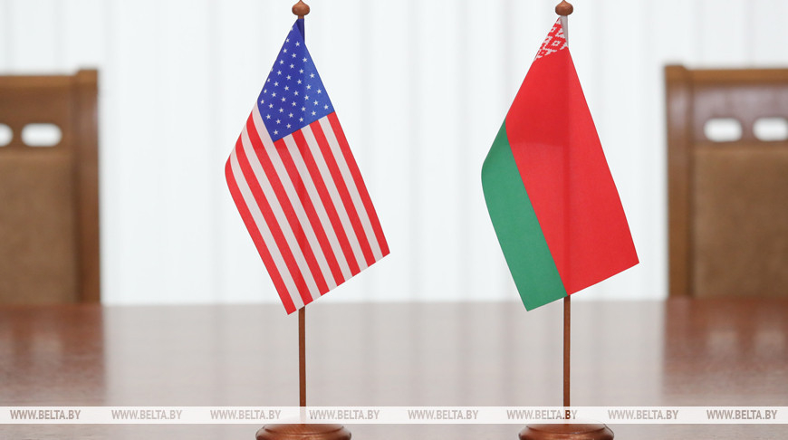 Lukashenko talks to Trump over phone
