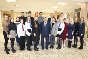 6 снежня адбылося першае пасяджэнне Маладзёжнага парламента пры раённым Савеце дэпутатаў