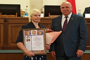 Алеся Бортнік - лаўрэат прэміі імя Героя Савецкага Саюза Зінаіды Міхайлаўны Тусналобавай-Марчанка