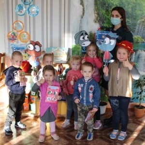 Безопасный Новый год для малышей