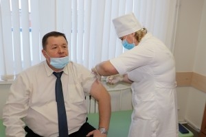 У Шаркаўшчынскай ЦРБ пачалі праводзіць вакцынацыю супраць інфекцыі COVID-19