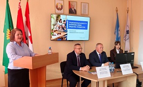 Единый день информирования прошел в трудовых коллективах района