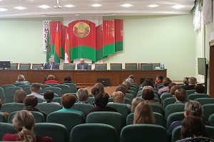 У працоўных калектывах Шаркаўшчынскага раёна абмяркоўваюць законапраект аб Усебеларускім народным сходзе