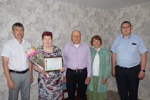 У юбілейны дзень нараджэння ветэран педагагічнай працы Уладзіслава Уладзіміраўна Васілеўская прымала віншаванні ад кіраўніцтва раёна