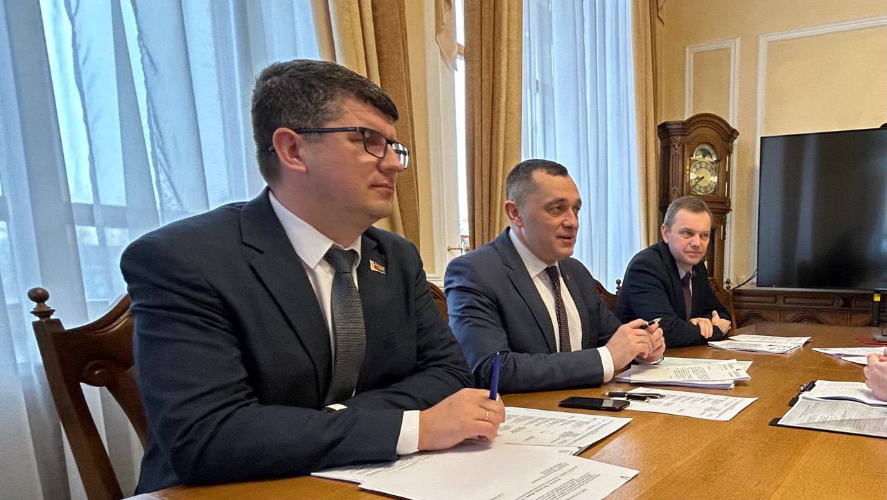 В Витебском облисполкоме прошел кадровый день