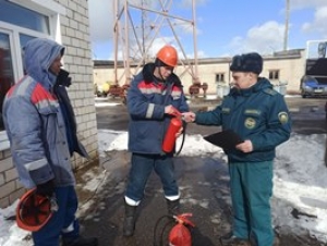 Встречи в трудовых коллективах района продолжаются