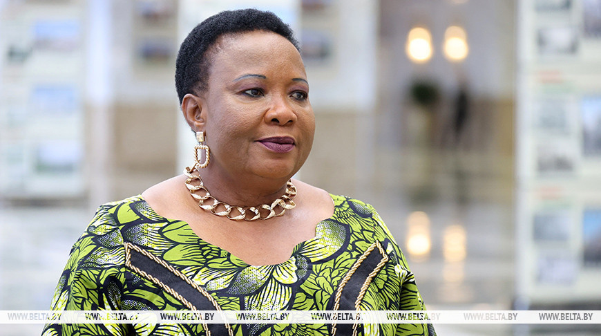 Lukashenko sends birthday greetings to First Lady of Zimbabwe