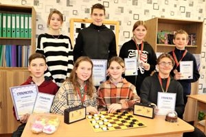 На базе СШ № 1 г.п. Шаркаўшчына адбыўся раённы турнір па шашках сярод навучэнцаў школ раёна