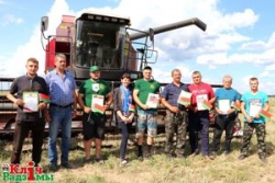 У сельхазпрадпрыемстве «Гарадзец» падведзены прамежкавыя вынікі ўборачнай кампаніі