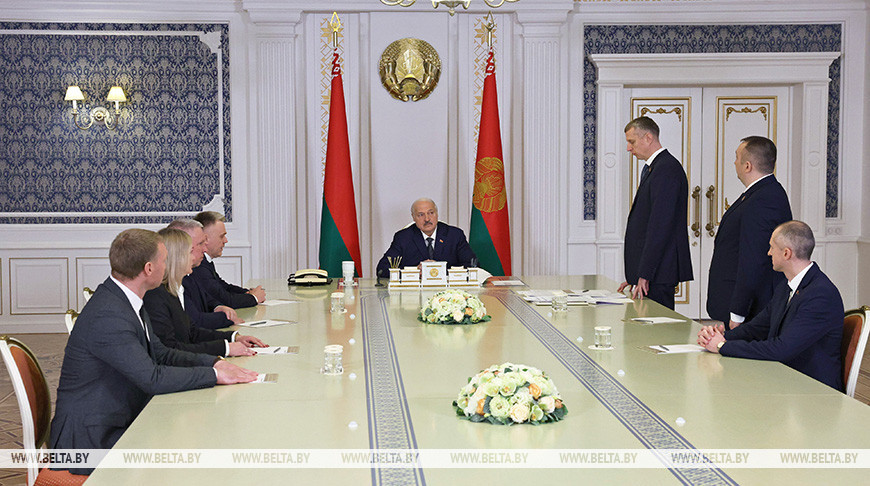 Лукашэнка ўзгадніў назначэнні ў кіраўніцтве Віцебскай вобласці і чатырох раёнаў